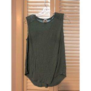 Old Navy sleeveless top